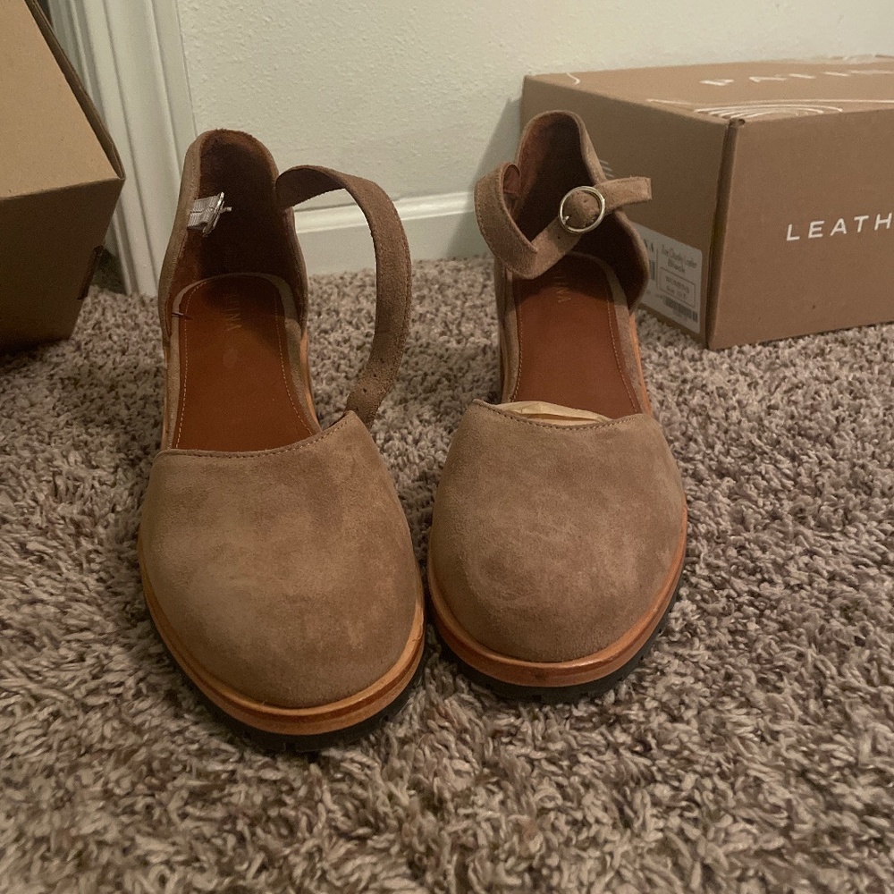 BNIB Portland Leather Heeled Mary Jane - Taupe